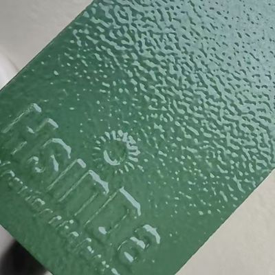 Revêtement en poudre texturé hautement durable résistant à la corrosion et aux UV pour un usage industriel et décoratif