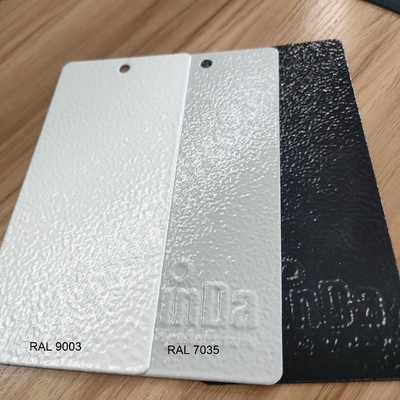 Résistant à la corrosion et aux rides Texture RAL9003 Blanc extérieur revêtement en poudre de polyester époxy Spray de peinture pour chaises de parc